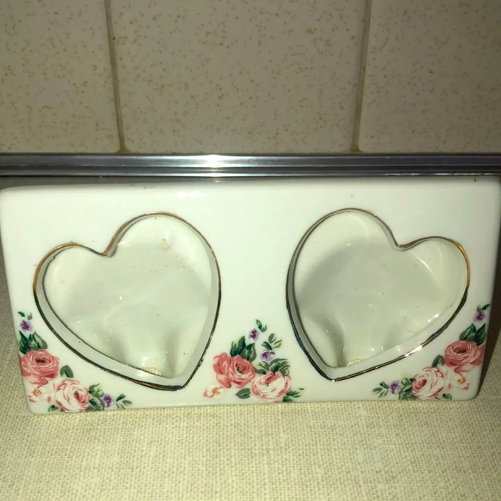 Double Hearts Floral Photo Picture Frame Vintage With‎ Gold color Edging